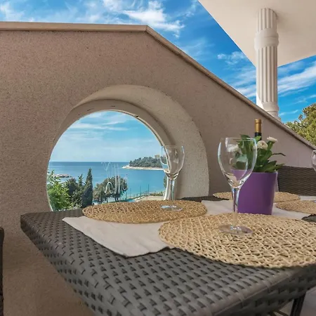 2 Bedroom Amazing In Διαμέρισμα