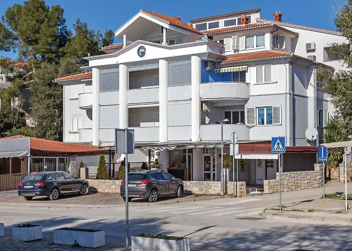 Διαμέρισμα 2 Bedroom Amazing In