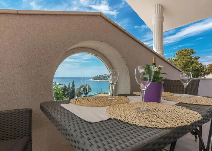 2 Bedroom Amazing In Διαμέρισμα